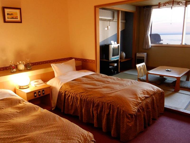 Shiretoko Yuhi No Ataruie Onsen Hostel Shari Eksteriør billede